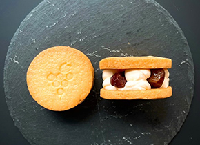 レーズンクッキーサンド